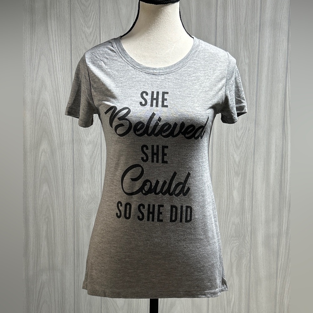 Zoe + Liv Short Sleeve Shirt Size Small (She Believed She Could So She Did)